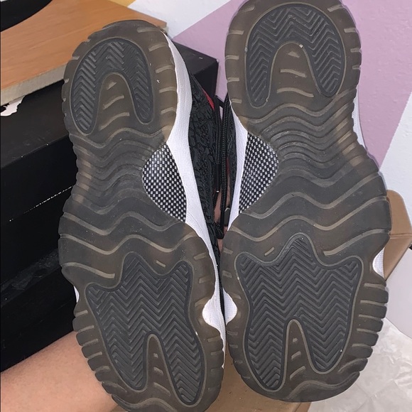 Jordan 11 Retro Low - Picture 3 of 3